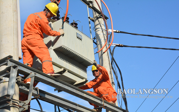 Đảm bảo hành lang an toàn lưới điện: Cần sự vào cuộc quyết liệt