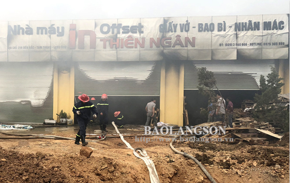 Thành phố Lạng Sơn: Cháy nhà máy in giấy vở, bao bì, nhãn mác