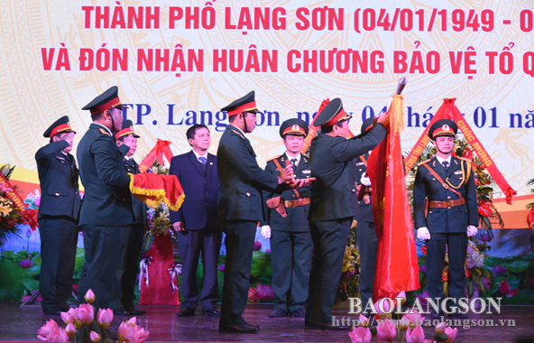 Kỷ niệm 70 năm ngày truyền thống lực lượng vũ trang thành phố Lạng Sơn