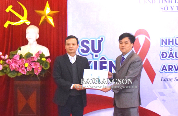 Lạng Sơn: Tổ chức sự kiện “Những bệnh nhân đầu tiên nhận thuốc ARV từ nguồn bảo hiểm y tế”