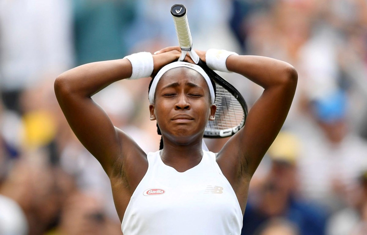 Tay vợt 15 tuổi khóc sau khi tạo 'địa chấn' ở Wimbledon 2019