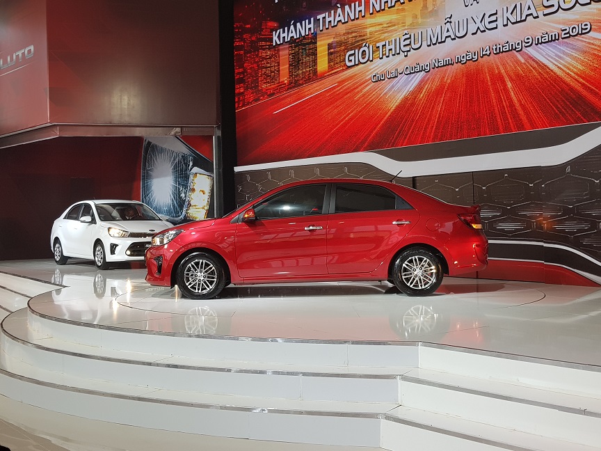 Thaco giới thiệu mẫu xe mới có giá từ 399-455 triệu đồng