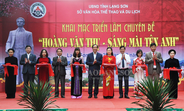 Khai mạc triển lãm chuyên đề “Hoàng Văn Thụ - Sáng mãi tên anh”