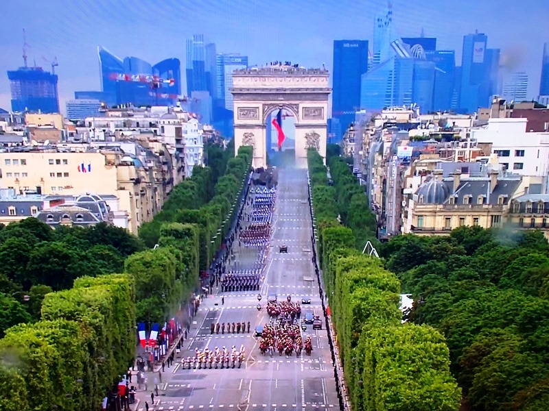 Pháp tổ chức diễu binh kỷ niệm Quốc khánh 14-7