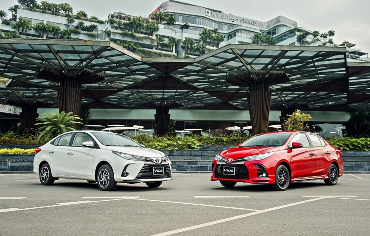 Doanh số bán xe Toyota tại Việt Nam giảm 19% do ảnh hưởng của dịch