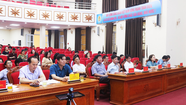 Triển khai Nền tảng số Sổ tay đảng viên tại Cao Lộc