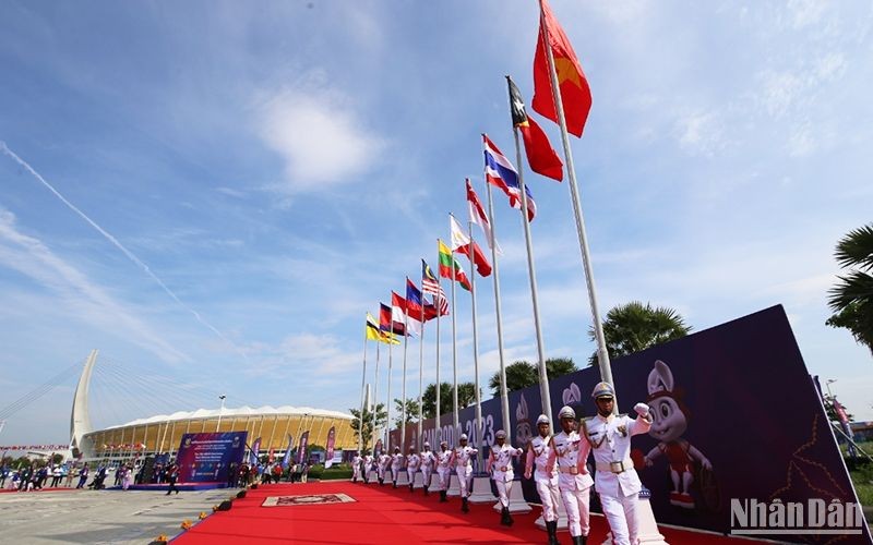 Campuchia tổ chức Lễ thượng cờ ASEAN Para Games 12