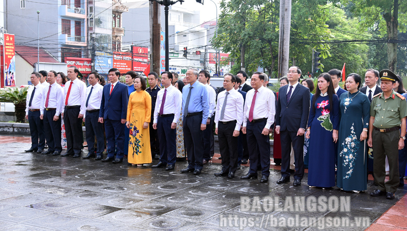 Lãnh đạo Trung ương, lãnh đạo tỉnh dâng hương kỷ niệm 90 năm Ngày truyền thống Đảng bộ tỉnh Lạng Sơn