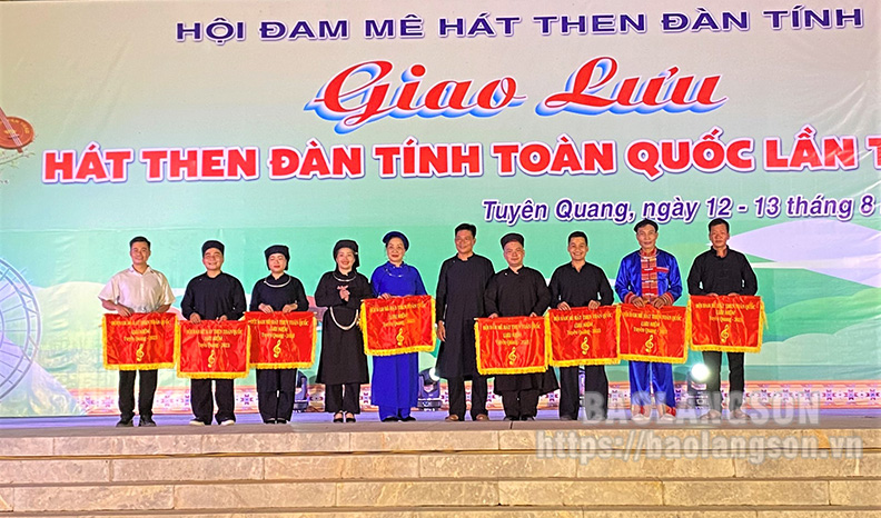 Gần 100 nghệ nhân, diễn viên không chuyên Lạng Sơn tham gia giao lưu hát then đàn tính toàn quốc năm 2023 tại tỉnh Tuyên Quang