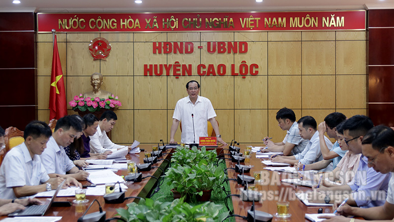 Lãnh đạo UBND tỉnh kiểm tra tình hình thực hiện một số công trình y tế tại huyện Cao Lộc: Phấn đấu hoàn thành các công trình trước ngày 31/12/2023
