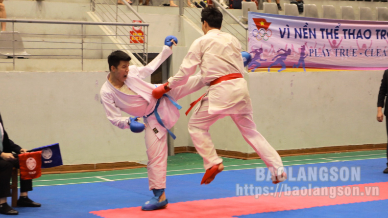 Ngày thi đấu thứ hai Giải Vô địch Karate quốc gia 2023: Hà Nội vững ngôi đầu, Lạng Sơn tụt 4 bậc xuống vị trí thứ 8