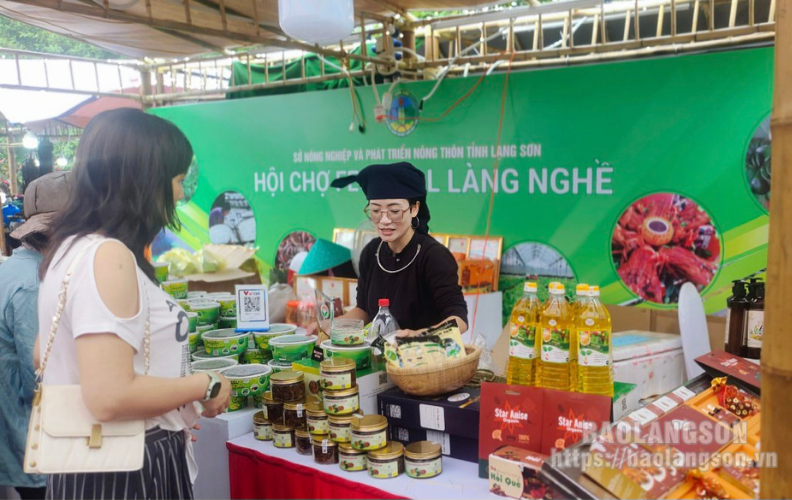 19 nông, đặc sản của tỉnh trưng bày tại Hội chợ làng nghề Việt Nam lần thứ 19