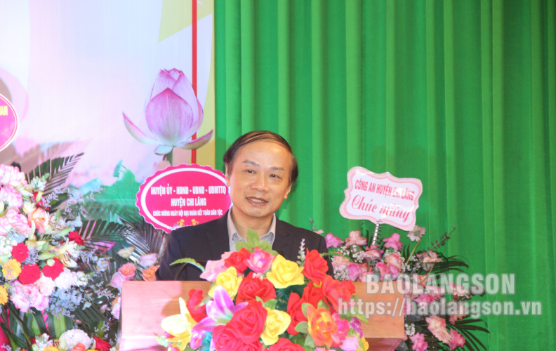 Lãnh đạo Ban Dân vận Trung ương dự Ngày hội Đại đoàn kết toàn dân tộc tại xã Y Tịch, huyện Chi Lăng