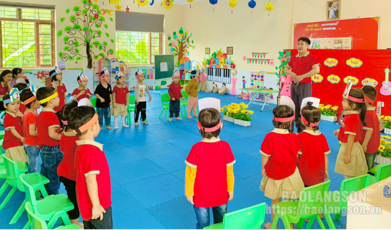 Trường Mầm non xã Hoàng Việt Học và làm theo Bác từ những việc làm thiết thực