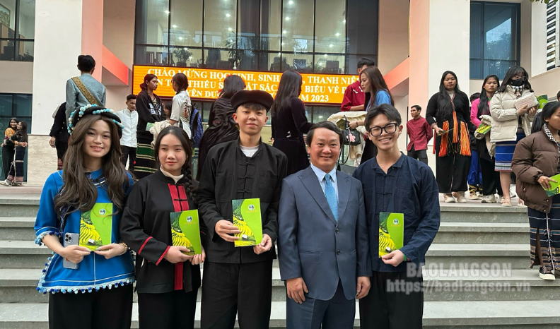 4 học sinh Trường THPT chuyên Chu Văn An được tuyên dương học sinh, sinh viên, thanh niên dân tộc thiểu số xuất sắc tiêu biểu năm 2023