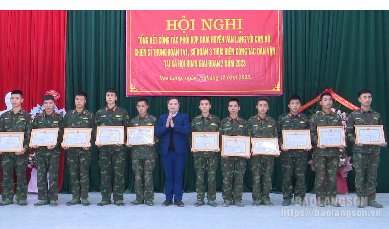 Tổng kết công tác phối hợp giữa UBND huyện Văn Lãng với Trung đoàn 141, Sư đoàn 3 trong thực hiện công tác dân vận