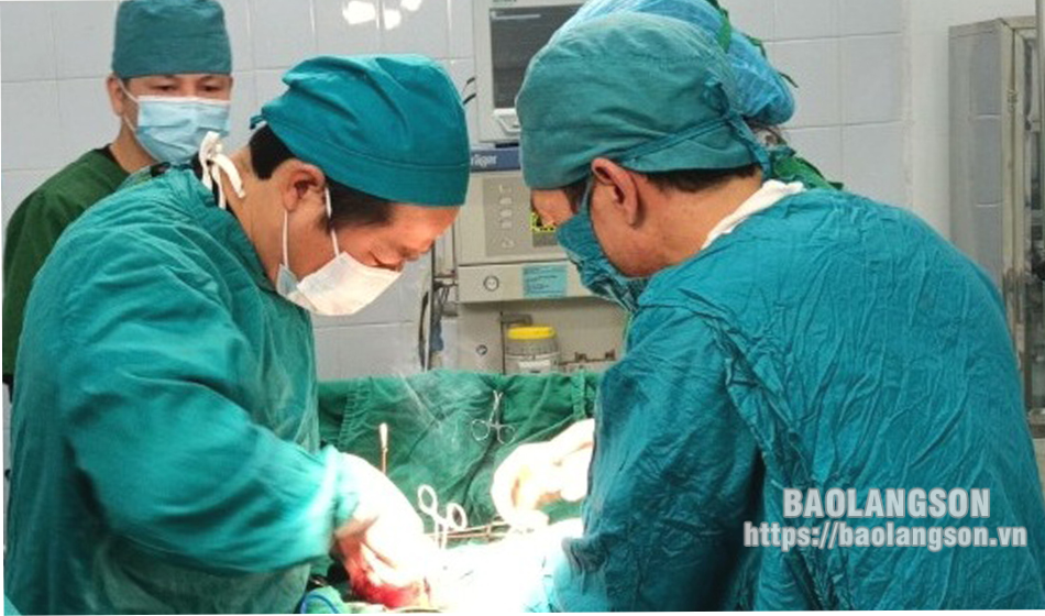 Trung tâm Y tế huyện Tràng Định: Thực hiện tốt công tác bảo vệ, chăm sóc sức khỏe Nhân dân